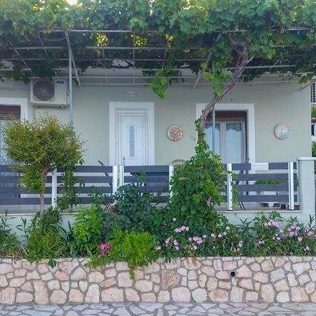 Ritsa House Agia Efimia Exterior foto