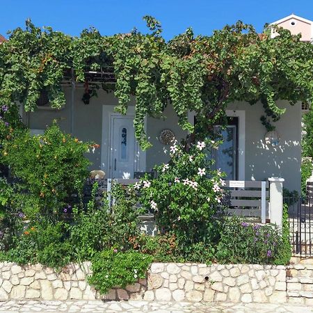 Ritsa House Agia Efimia Exterior foto